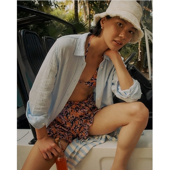 8. J.Crew Cotton voile ruffle short in painted block print - Picture 3 of 7